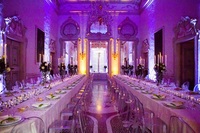 Das Blumenmädchen vor dem atemberaubenden Panorama