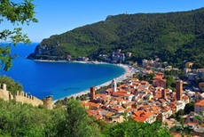 Der kleine charmante Küstenort Noli