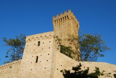 Castello di Montefiore in Recanati / Macerata