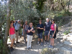 Wandern in Ligurien im Herbst bei schönstem Wetter