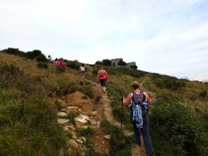 Eine sehr schöne Wanderung führt Sie zu den Festungen von Genua in Ligurien