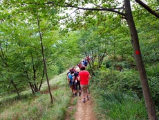 Im bergigen Hinterland geht es auf und ab