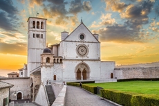 Franziskanerkonvent mit der doppelten Basilika von Assisi